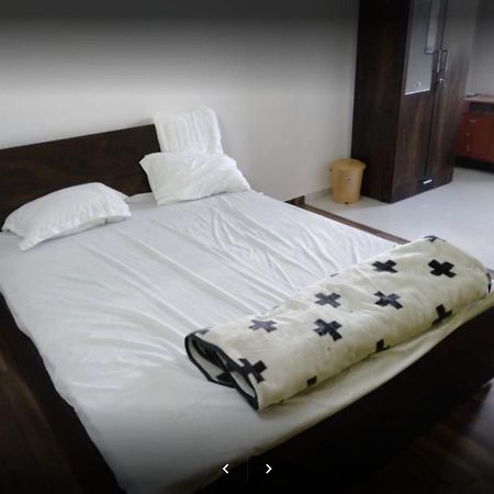 Kings Villa 3 Bhk โลนาวาลา ภายนอก รูปภาพ