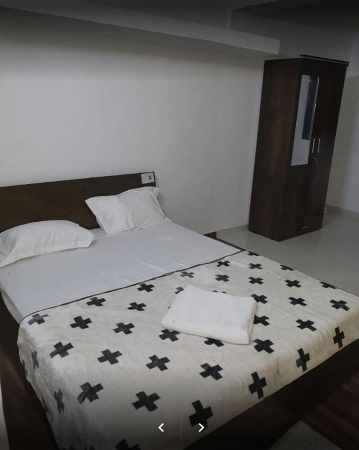 Kings Villa 3 Bhk โลนาวาลา ภายนอก รูปภาพ